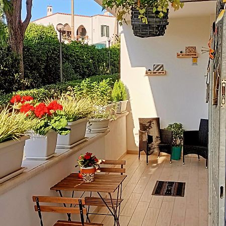 L'Alba Sullo Jonio Bed & Breakfast Taranto Bagian luar foto
