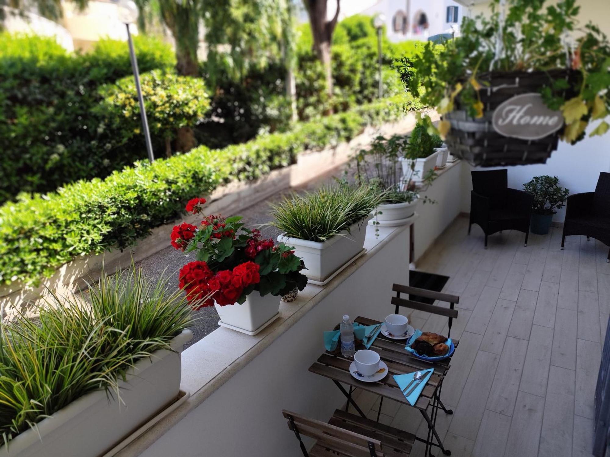 L'Alba Sullo Jonio Bed & Breakfast Taranto Bagian luar foto